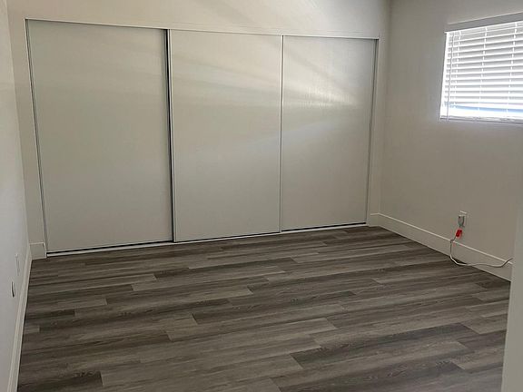 5th image of 2121 N Verdugo Rd #207