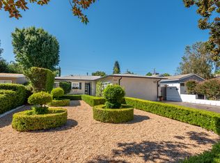 22624 Berdon St, Woodland Hills, CA 91367