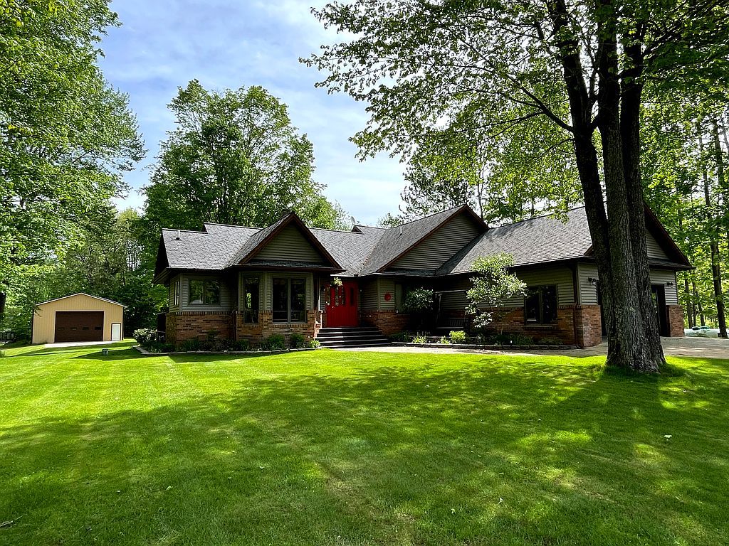 1244 Shady Brook Ln - Property Image