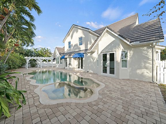 2nd image of 202 Waterside Dr