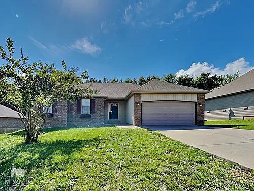 111 N Peach Brk Photo 1
