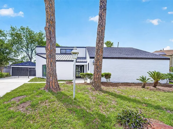 2335 Canyon Meadows Dr, Missouri City, TX 77489