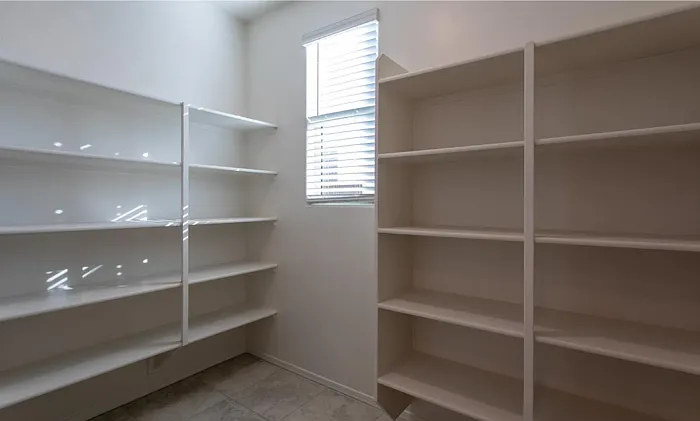 1110 E Descent St — Photo 5