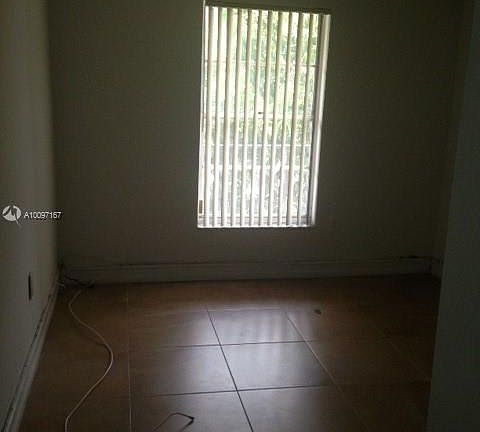 5th image of 5705 W 20th Ave #1