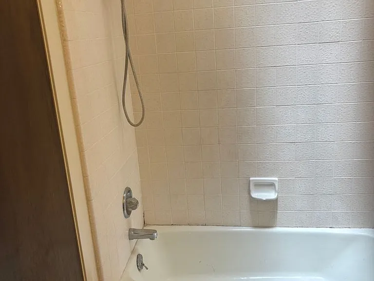 308 Hill St — Photo 13