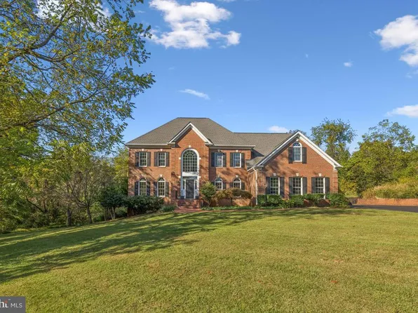 7819 Wellington Dr, Warrenton, VA 20186