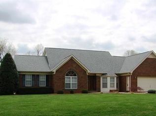 180 Woodsbend Rd, Elizabethtown, KY 42701