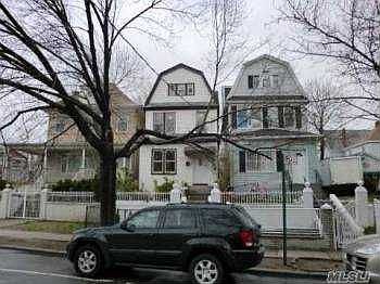 1st image of 109 07 34th Ave