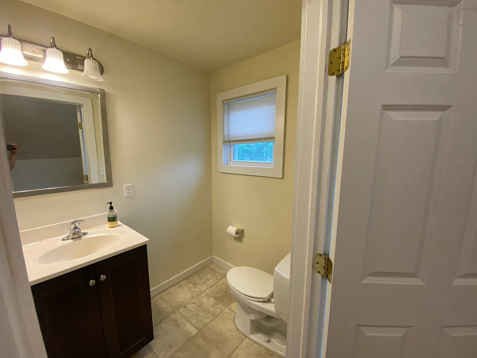 Studio, 600 sqft, $1,795 — Photo 4