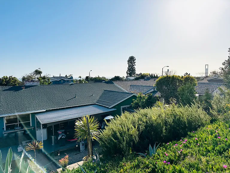 5137 Foothill Blvd — Photo 5