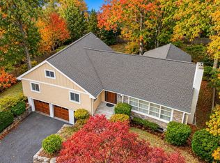1611 Commonwealth Ave, Newton, MA 02465