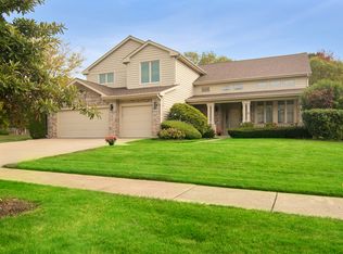 2038 Sheridan Rd, Buffalo Grove, IL