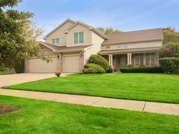 2038 Sheridan Rd, Buffalo Grove, IL 60089