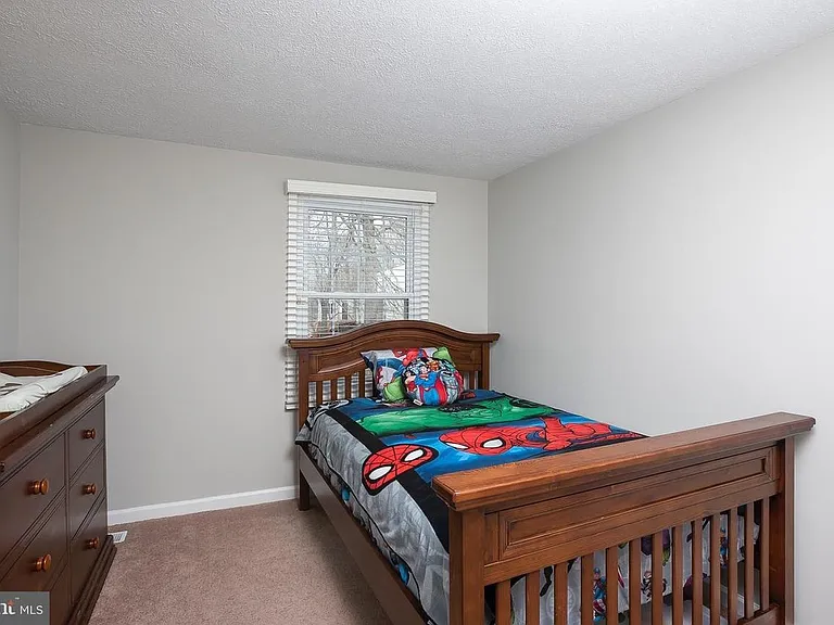 6660 Farbell Row — Photo 22