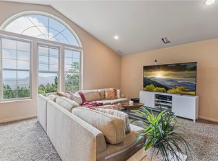 1276 Kodiak Dr, Lake Arrowhead, CA 92352