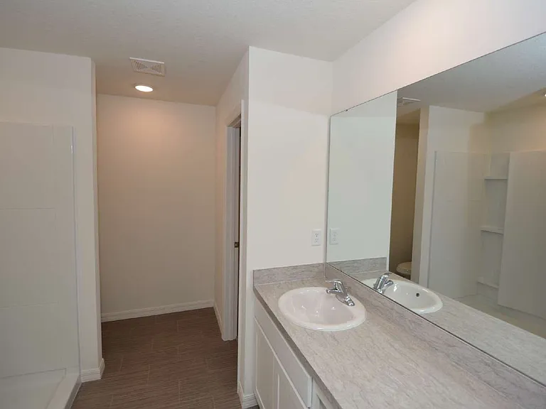 11 Roxland Ln — Photo 21