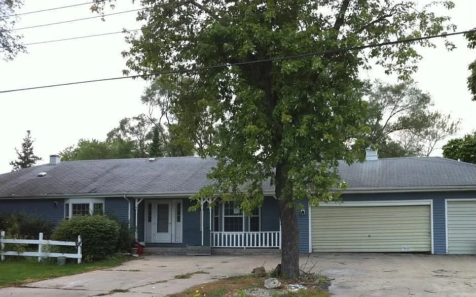 11S474 Hill Rd photo 1