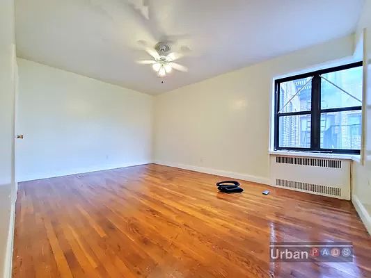 5th image of 590 Ocean Ave APT 5H