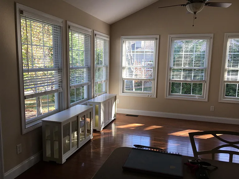 28 Ridge Crest Ct — Photo 2
