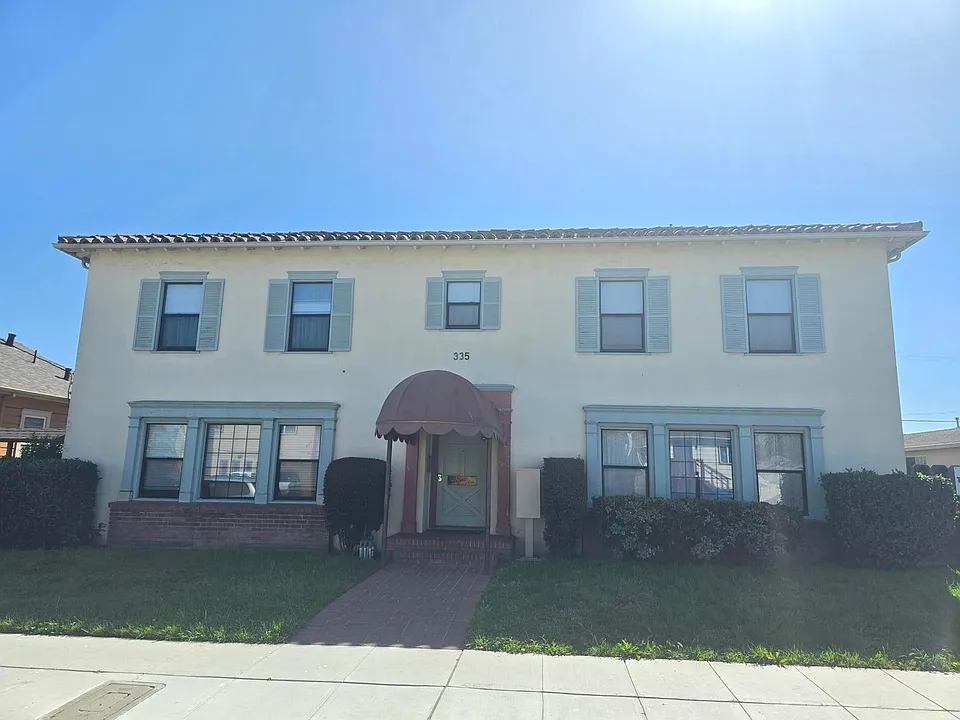 335 Soledad St