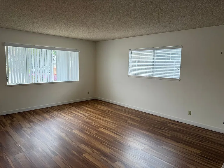 5074 Lafayette St — Photo 3