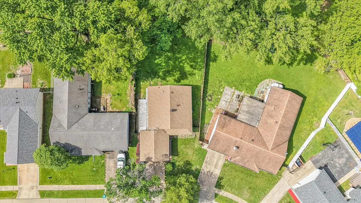 4 bed, 1216 sqft, $2,250 — Photo 4