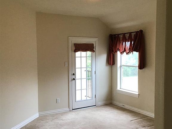 5th image of 4348 Staghorn Ln