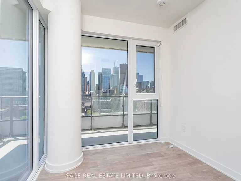 121 Lower Sherbourne St #1455 — Photo 16