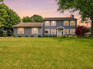 W169N10806 Redwood Ln, Germantown, WI 53022