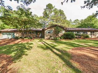 11 Arbutus Ln, Whispering Pines, NC 28327