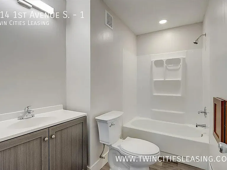 614 1st Ave S #1 — Photo 11