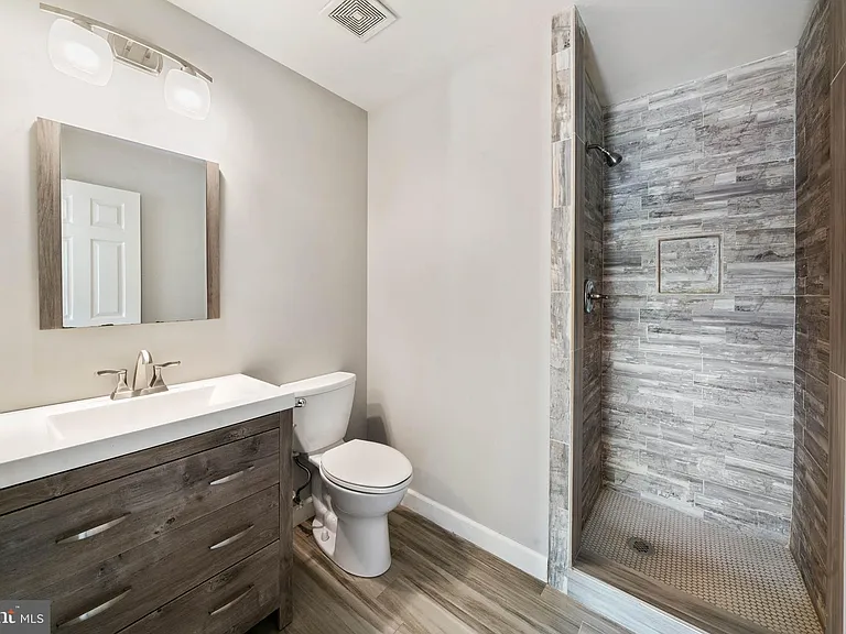 3616 Sprigg St S — Photo 20