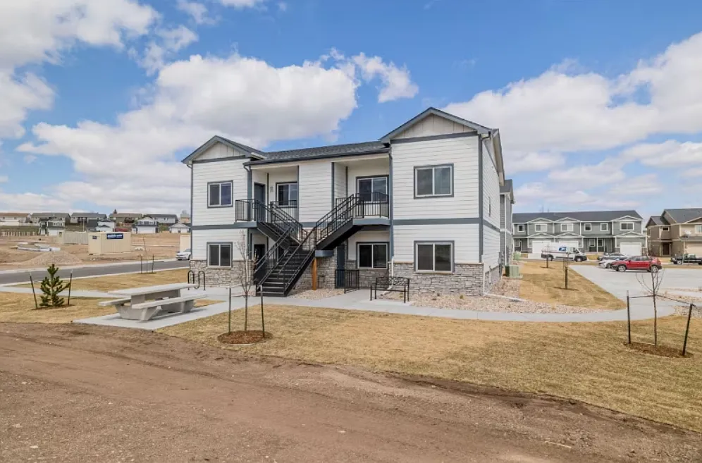 1531 Richard Martin Drive - 102 — Photo 3