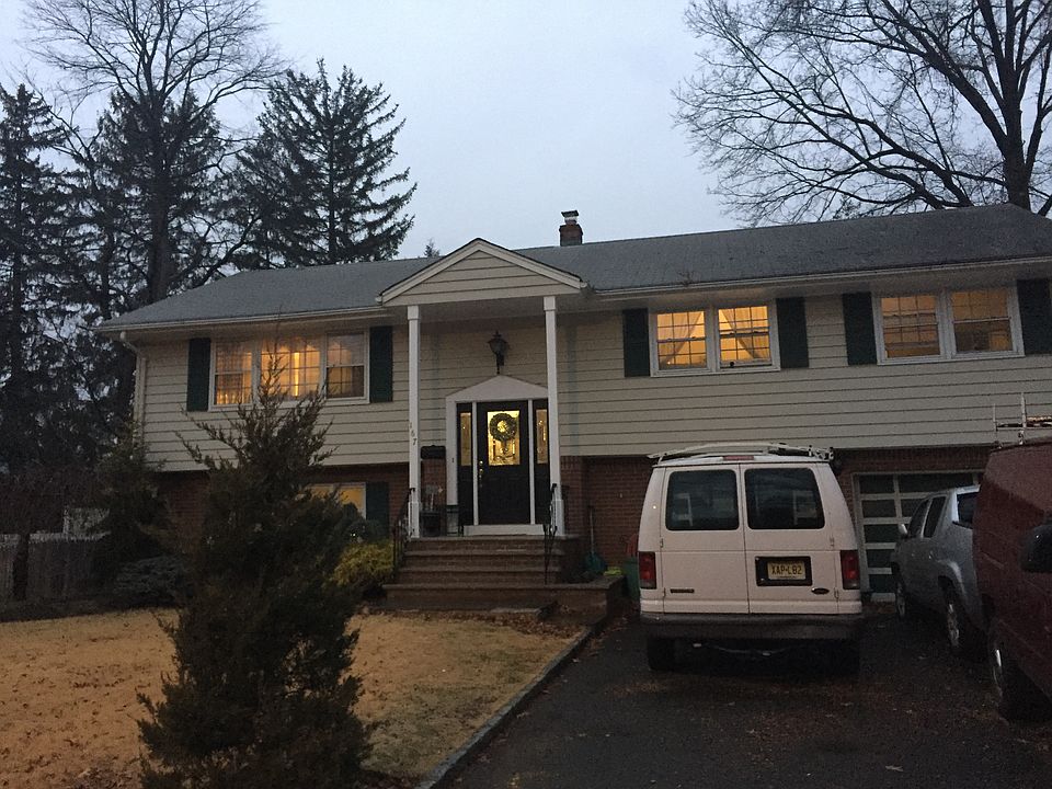 1st image of 167 Holland Ave