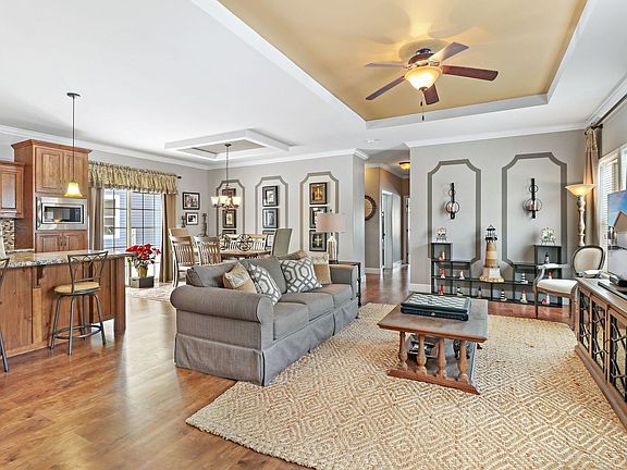 Open Concept Living!