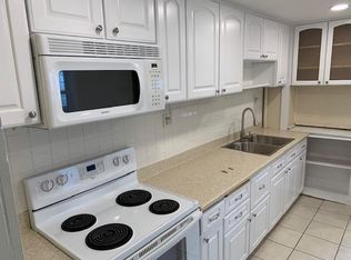 221 Gay St #2, Phoenixville, PA 19460