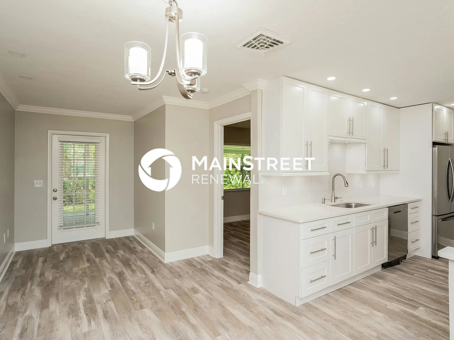 4632 Alligator Dr — Photo 4
