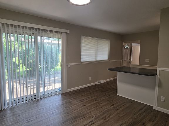 5th image of 2259 Ainsworth Dr