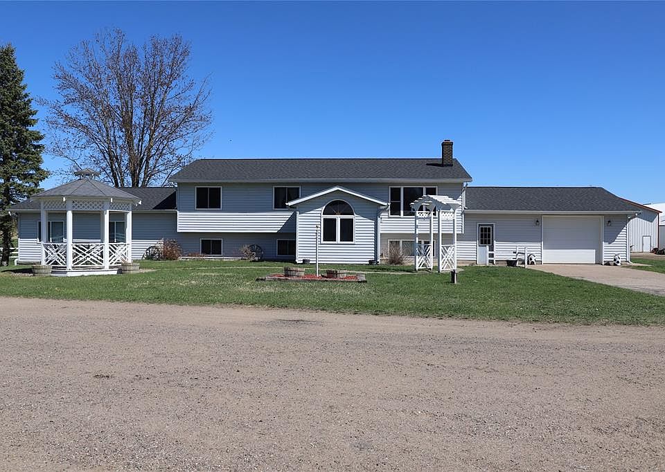 1st image of 2435 50th Avenue