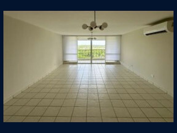2nd image of 500 Condominio Parque De Loyola Jt Pinero Ave #17