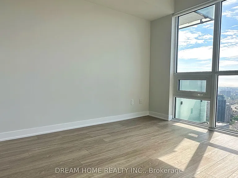 430 Square One Dr #4706 — Photo 9