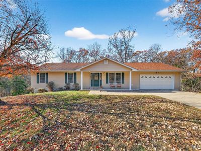 320 Constitution Ave, De Soto, MO, 63020