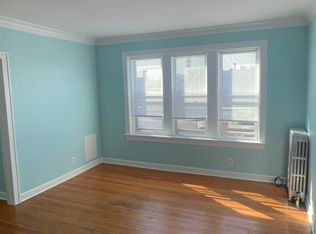 3140 W 59th St APT 304, Chicago, IL 60629
