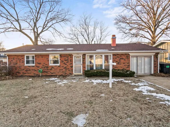 142 Union Hill Rd, Fairview Heights, IL 62208