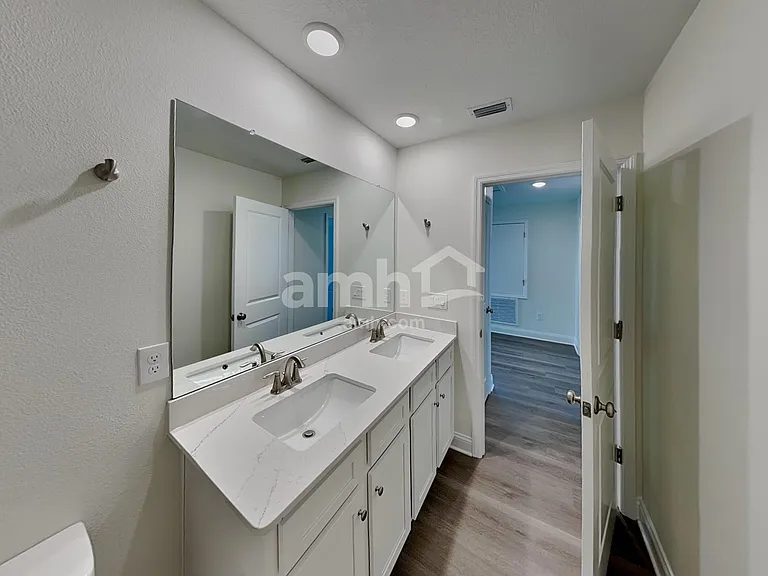 5662 Dease Rd — Photo 15