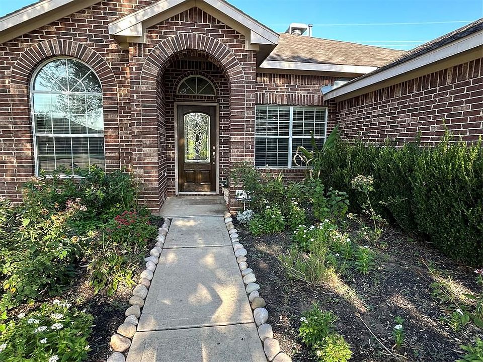 1st image of 125 Long Canyon Ln