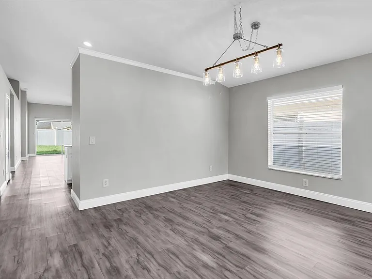3335 Clover Blossom Cir — Photo 4