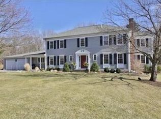 9 Lincoln St, Weston, MA 02493