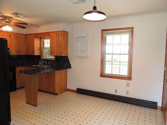 2nd image of 6073 Springer Ave