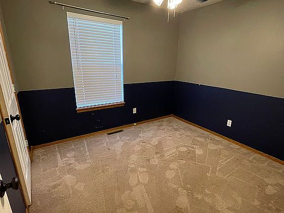 4th image of 26844 Neutral Ln